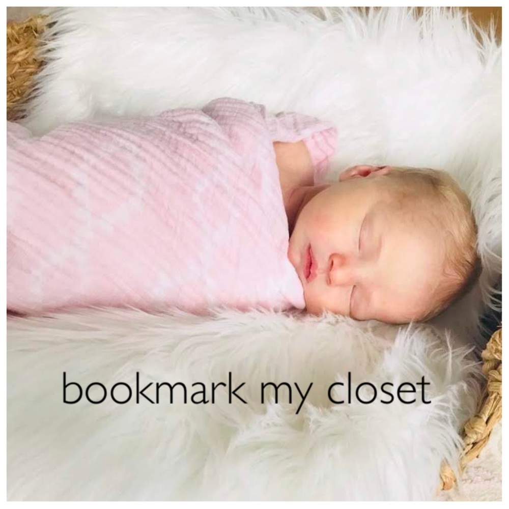 Bookmark my closet - Picture 1 of 1